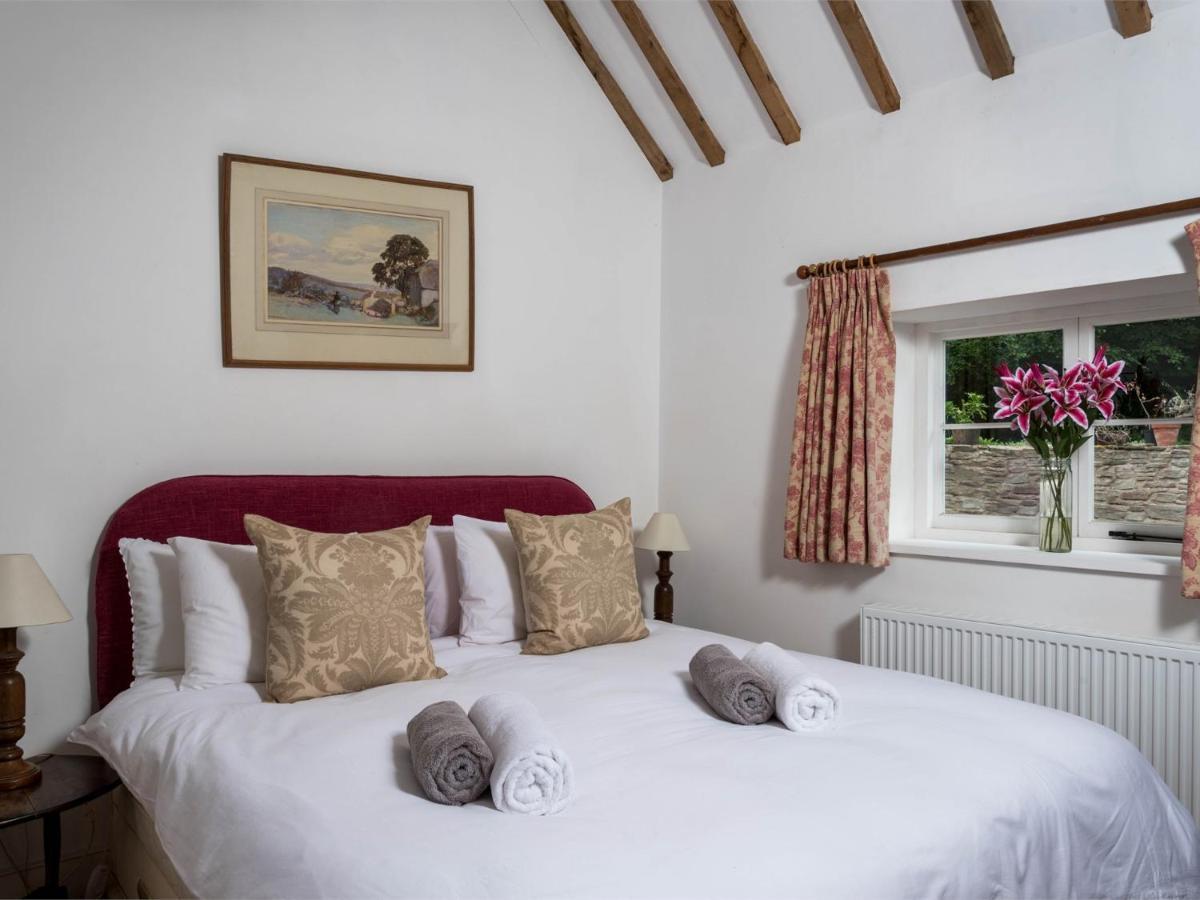 4 Bed In Hay-On-Wye Town Bn116ヴィラ エクステリア 写真