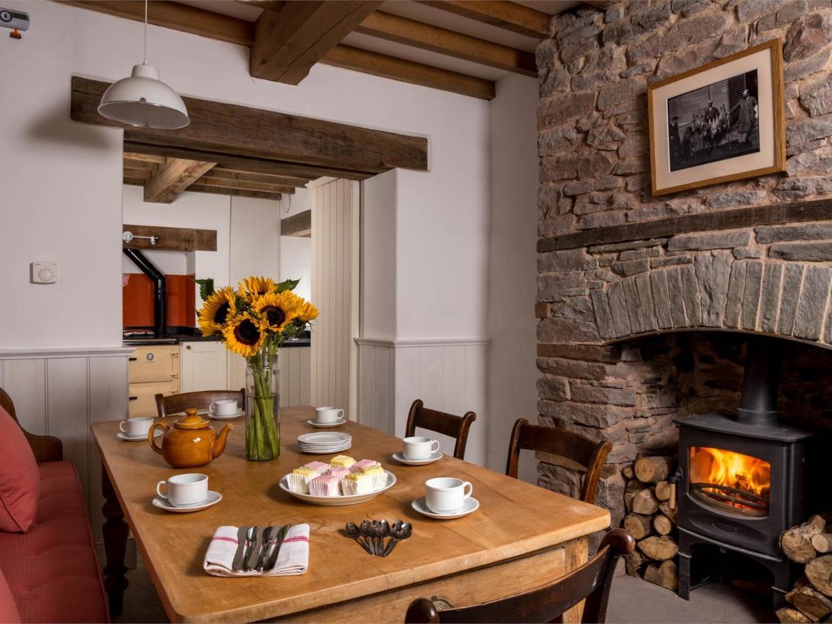 4 Bed In Hay-On-Wye Town Bn116ヴィラ エクステリア 写真