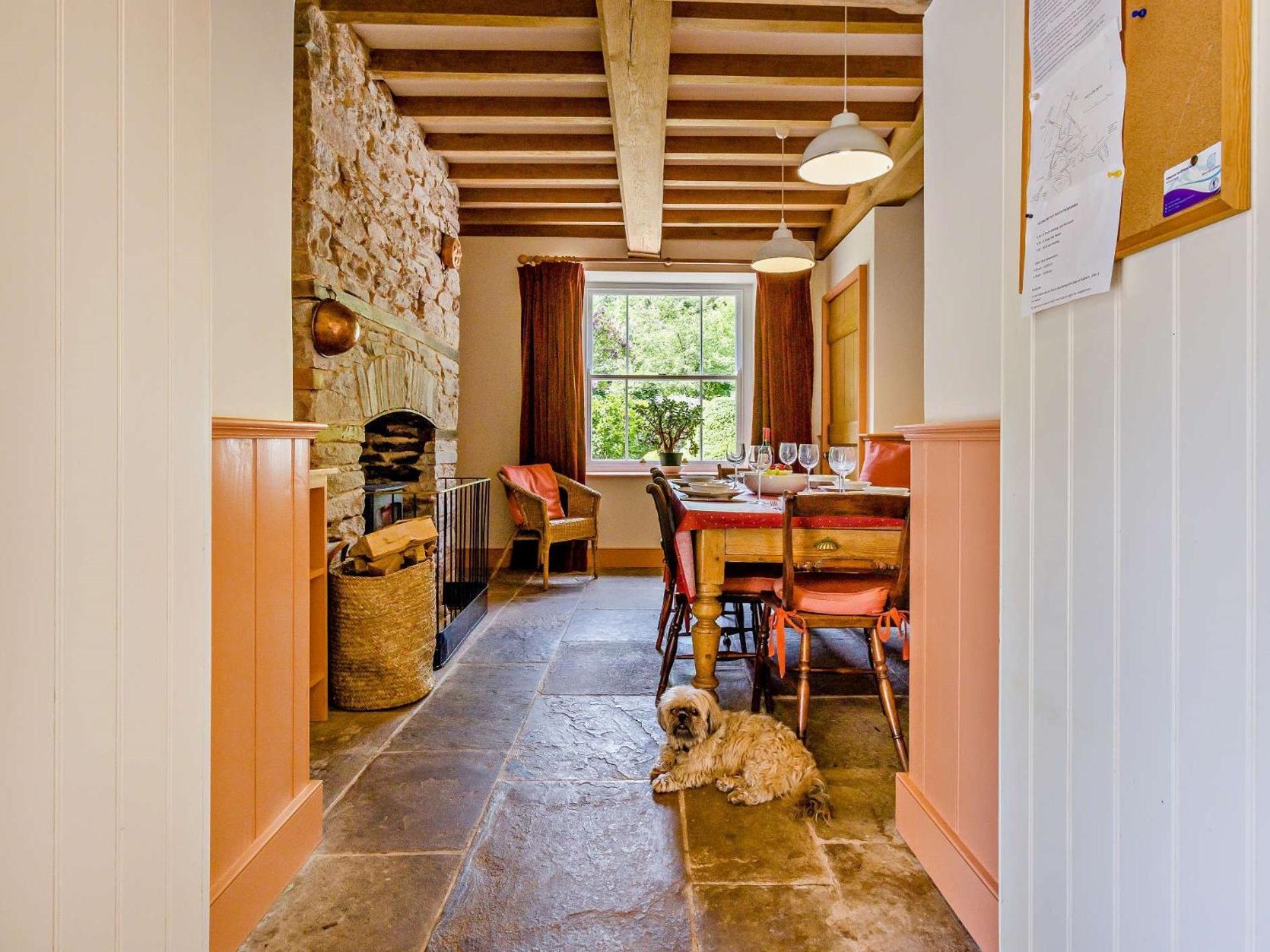 4 Bed In Hay-On-Wye Town Bn116ヴィラ エクステリア 写真