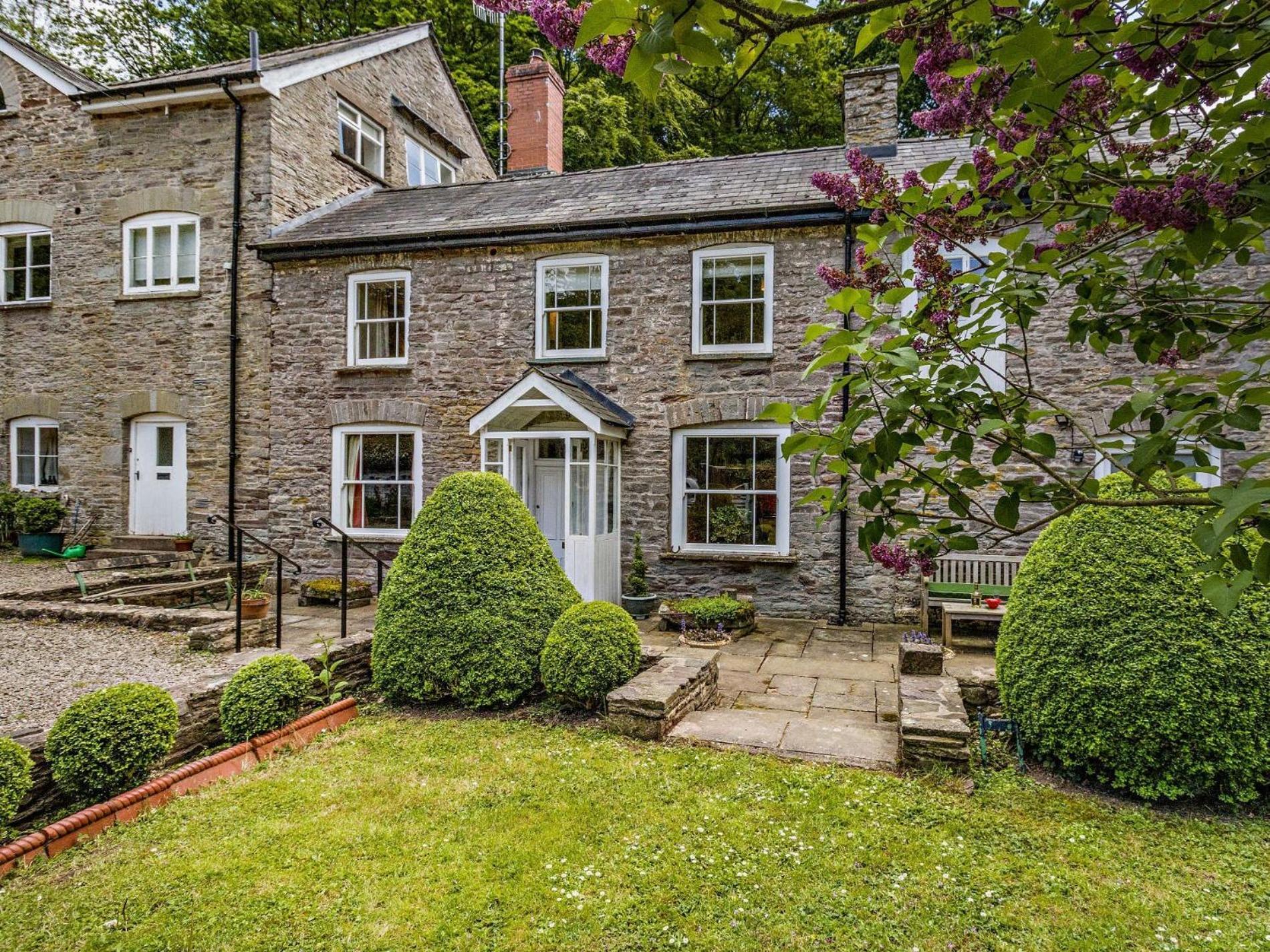 4 Bed In Hay-On-Wye Town Bn116ヴィラ エクステリア 写真